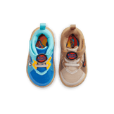 Nike LeBron 18 Low Wile E. vs Roadrunner Space Jam (TD) Angle 1