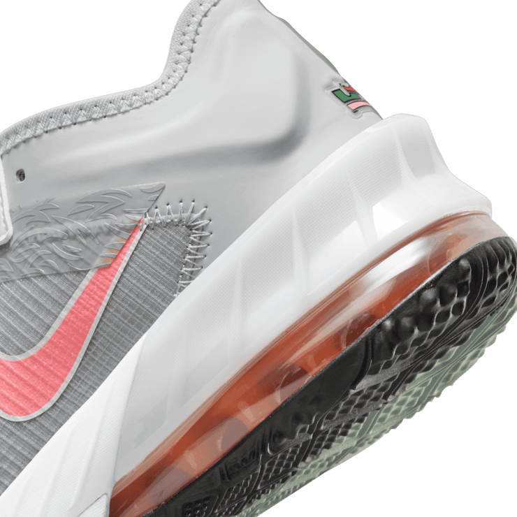 Nike LeBron 18 Low Bugs vs Marvin Space Jam (GS) Angle 5