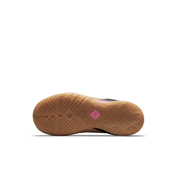 Nike LeBron 18 Low Wile E. vs Roadrunner Space Jam (PS) Angle 0