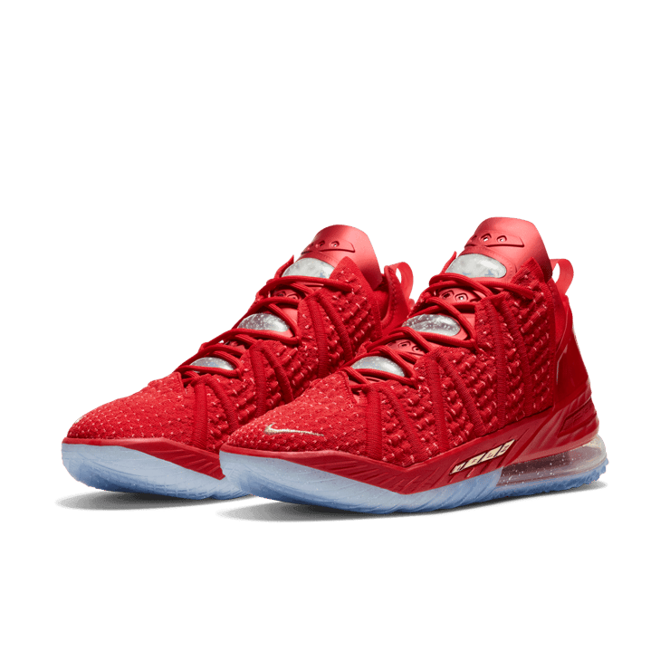 Nike LeBron 18 X-Mas in LA Angle 2