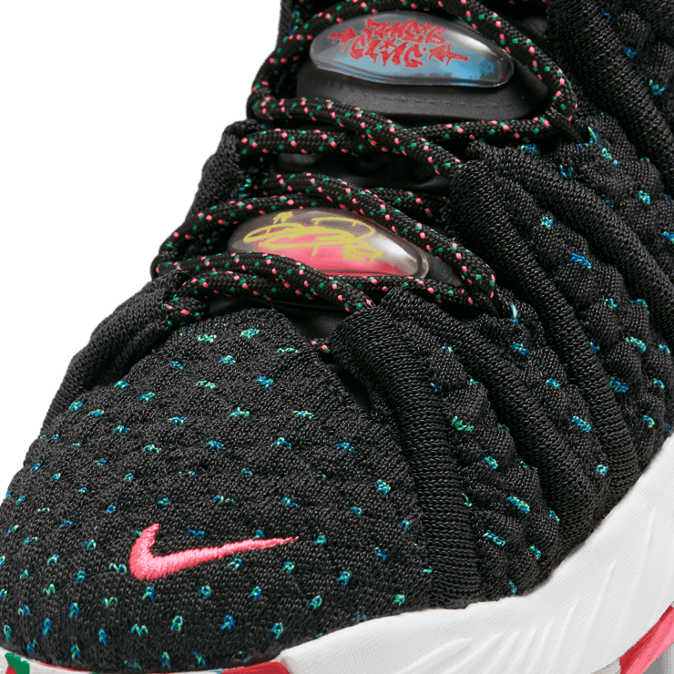 Nike LeBron 18 Multicolor (GS) Angle 4