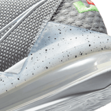 Nike LeBron 17 Low Particle Grey Angle 5