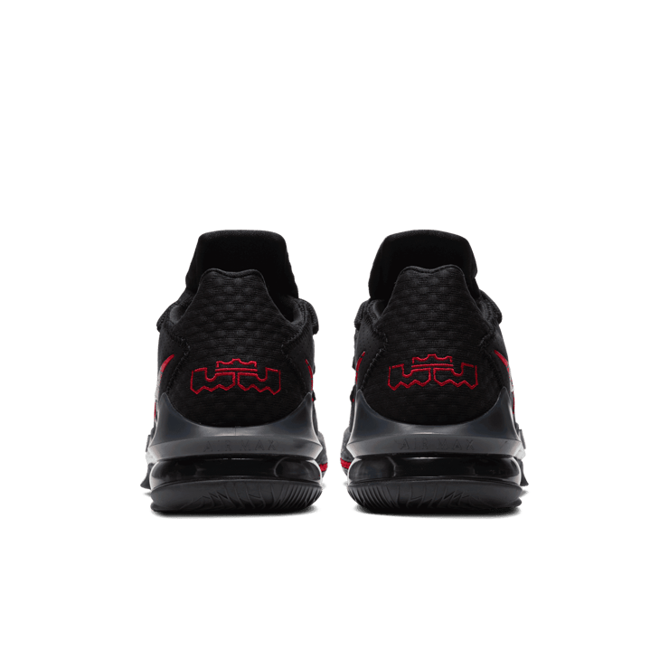 Nike LeBron 17 Low Bred Angle 3