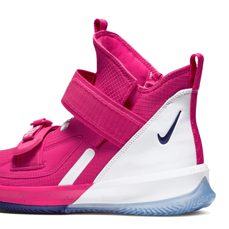 Nike Soldier 13 Kay Yow Angle 4