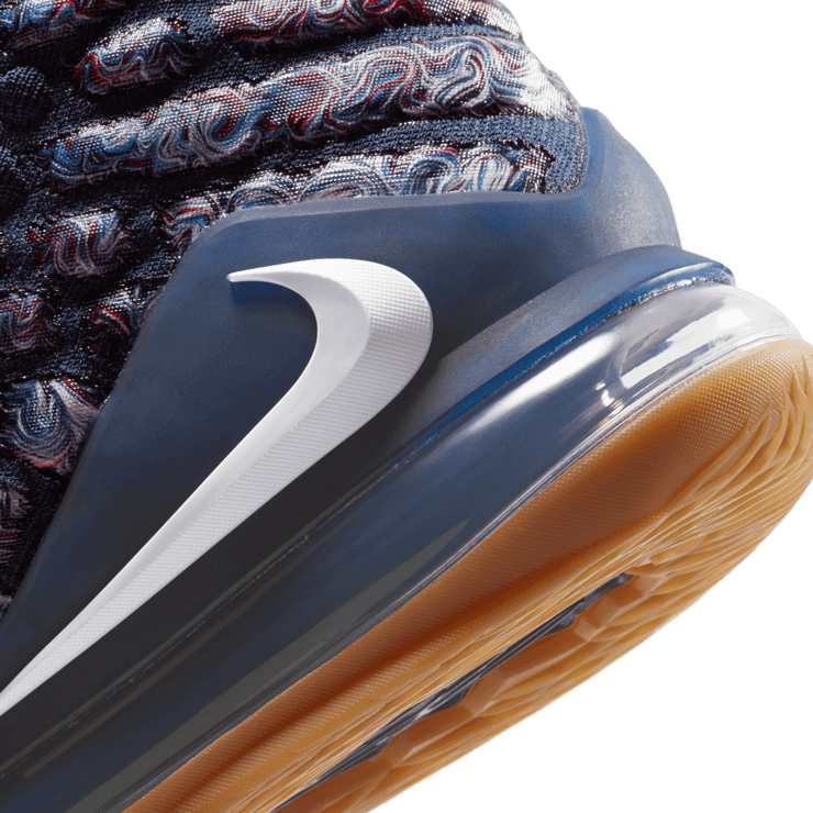 Nike LeBron 17 College Navy Angle 5