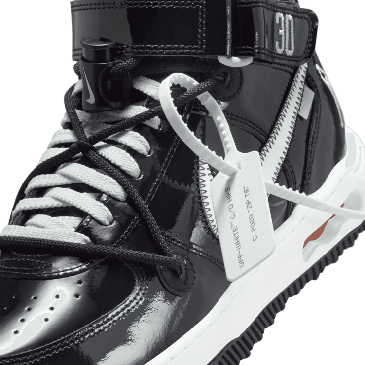 Nike Air Force 1 Mid Sheed Off-White Black White Angle 8