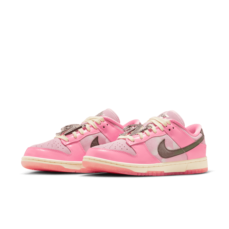 スニーカー Nike Dunk Low LX Barbie PINK FOAM FN8927-621 The Women's Exclusive Nike Dunk Low LX Barbie Releases Fall 2023