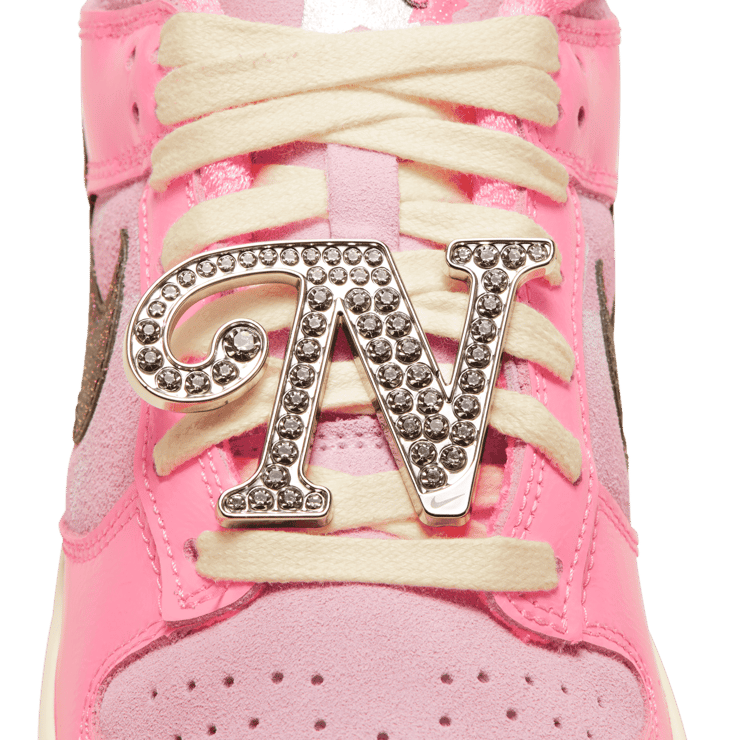 スニーカー Nike Dunk Low LX Barbie PINK FOAM FN8927-621 The Women's Exclusive Nike Dunk Low LX Barbie Releases Fall 2023