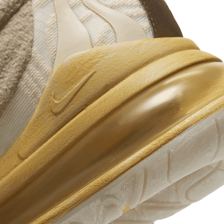 Nike Air Max 270 React ENG Travis Scott Cactus Trails Angle 6