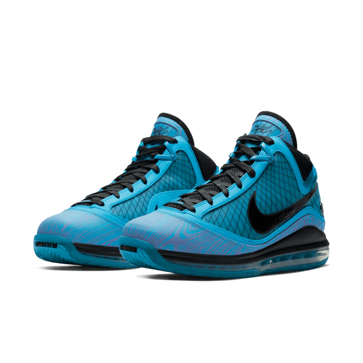 Nike LeBron 7 All-Star (2020) Angle 2