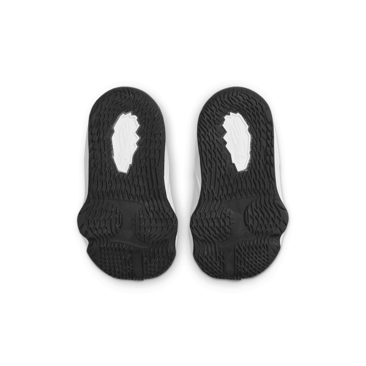 Nike LeBron 17 Black White (TD) Angle 0