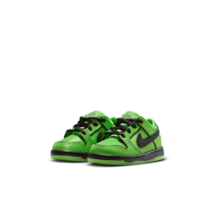 Nike SB Dunk Low Powerpuff Girls Buttercup (TD) Angle 2