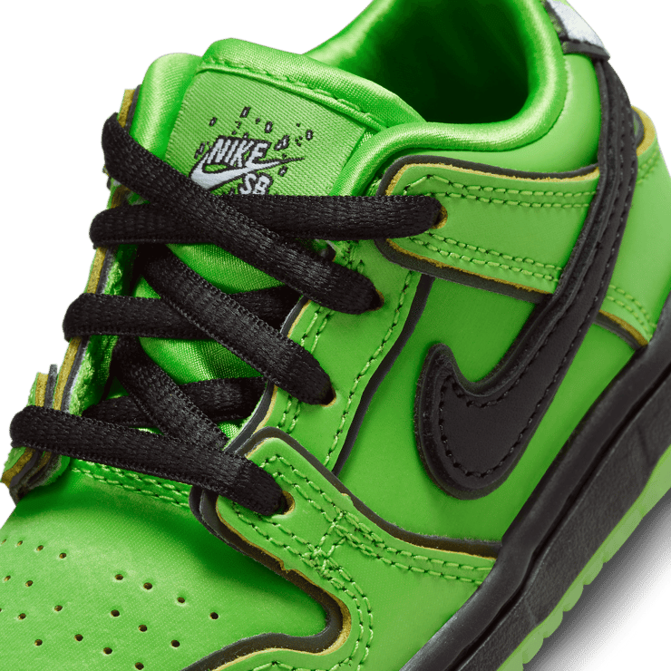 Nike SB Dunk Low Powerpuff Girls Buttercup (TD) Angle 4