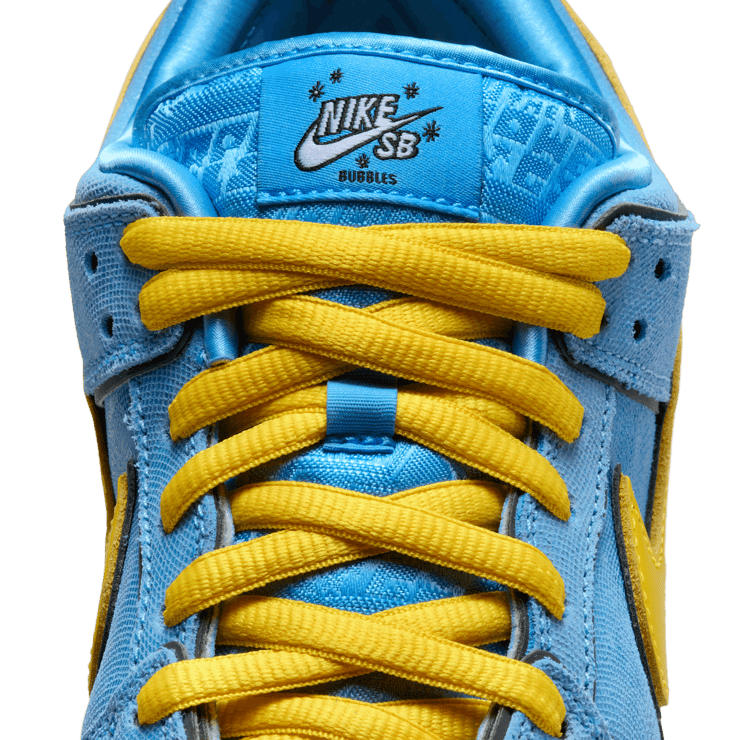 Nike SB Dunk Low Powerpuff Girls Bubbles Angle 6