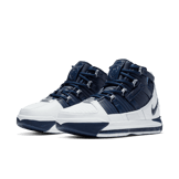 Nike LeBron 3 Midnight Navy (2019) Angle 2