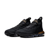 Nike LeBron 16 EP I'm King Angle 2