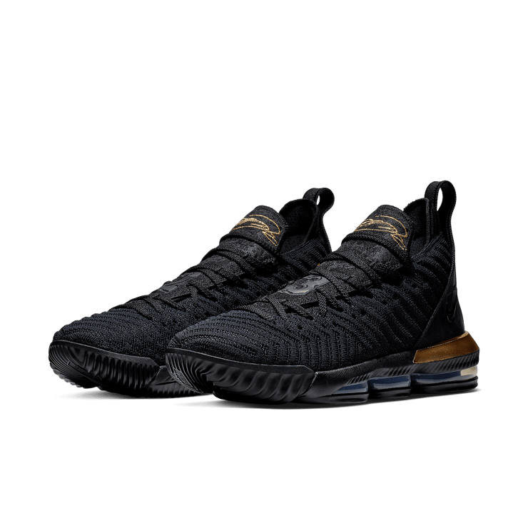 Nike LeBron 16 EP I'm King Angle 2