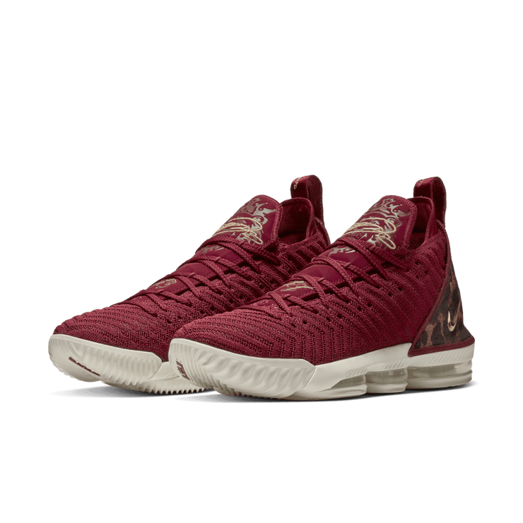 Nike LeBron 16 LB16 King Angle 2