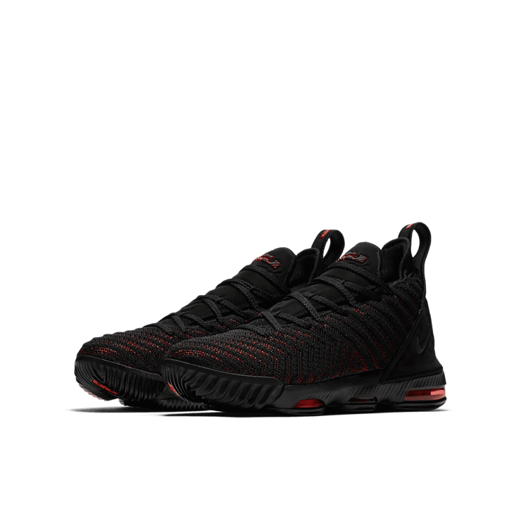 Nike LeBron 16 Fresh Bred (GS) Angle 2