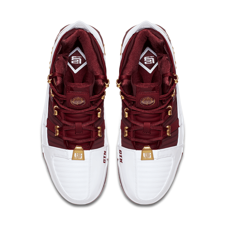 Nike LeBron 3 Christ The King (2018) Angle 1