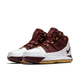 Nike LeBron 3 Christ The King (2018) Angle 2