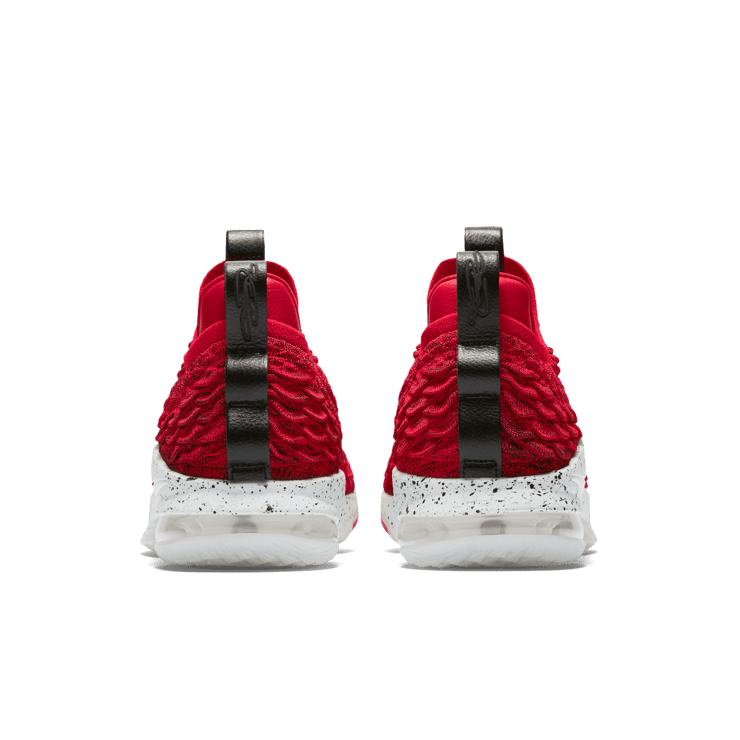 Nike LeBron 15 Low University Red Angle 3