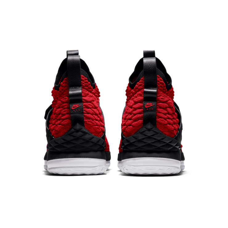 Nike LeBron 15 Red Diamond Turf Angle 3