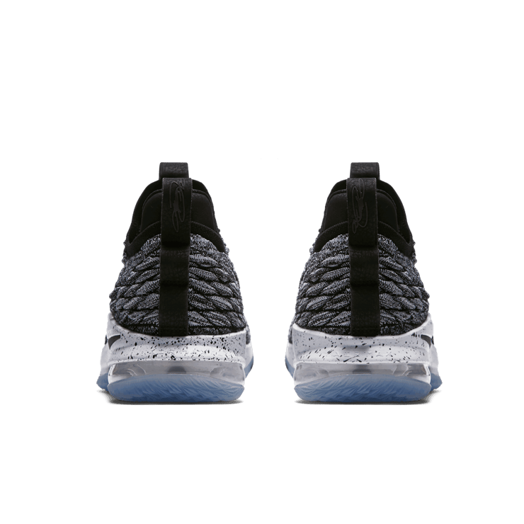 Nike LeBron 15 Low Ashes Angle 3