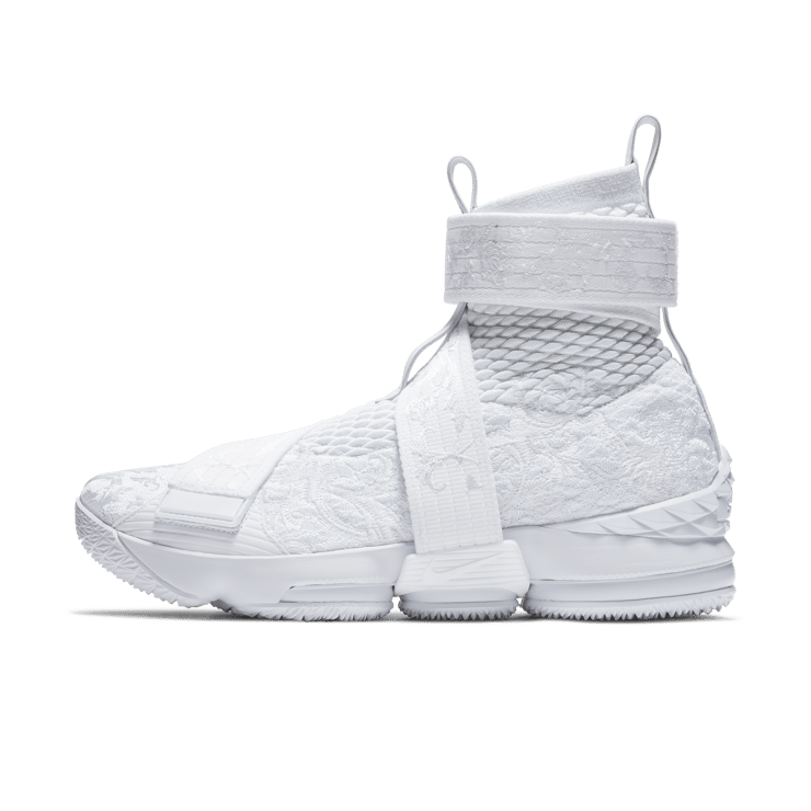 Nike LeBron 15 Lifestyle KITH City of Angels Angle 6