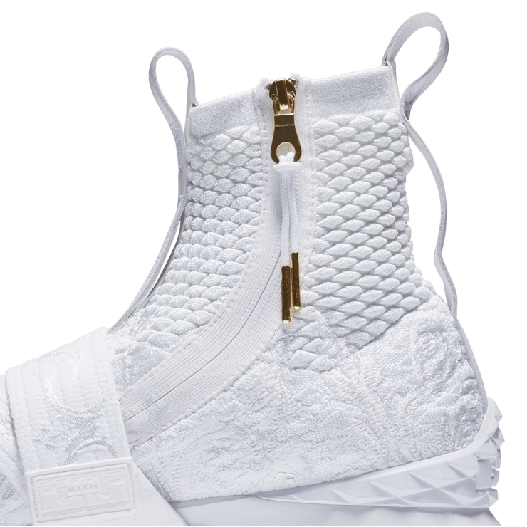Nike LeBron 15 Lifestyle KITH City of Angels Angle 9