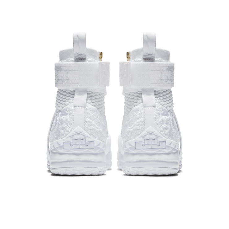 Nike LeBron 15 Lifestyle KITH City of Angels Angle 1