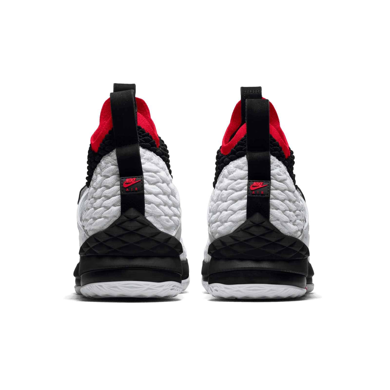 lebron 15 diamond turf price