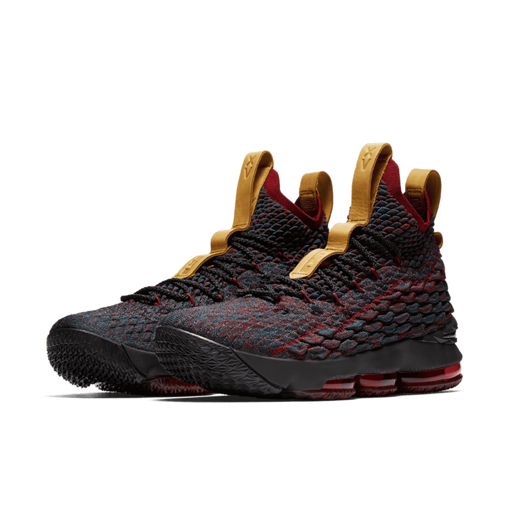 Nike LeBron 15 New Heights Angle 2