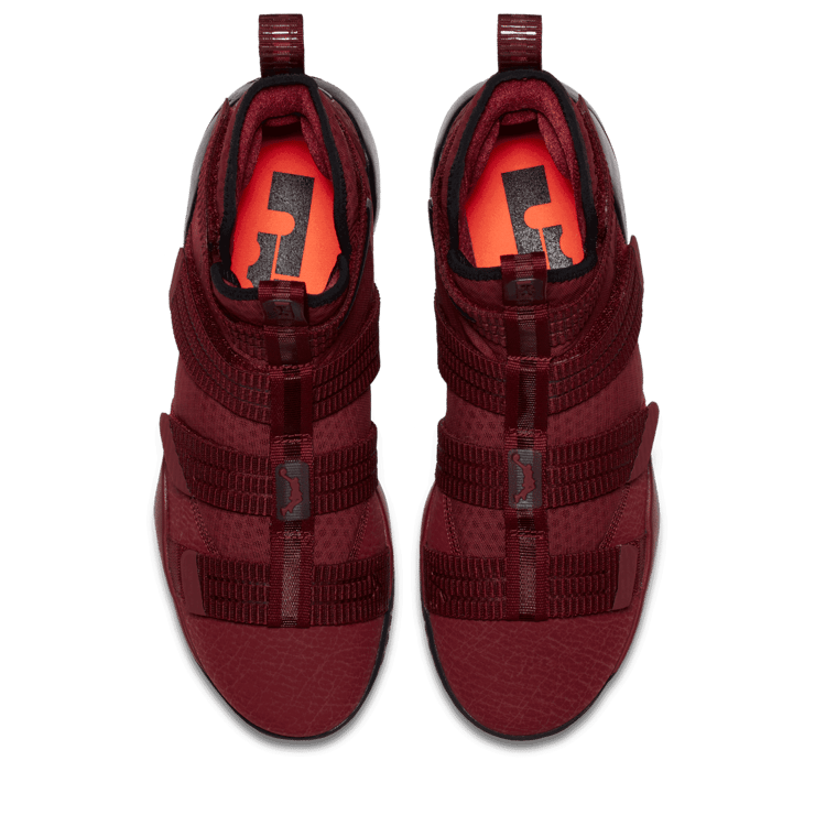 Nike LeBron Zoom Soldier 11 Burgundy Angle 1