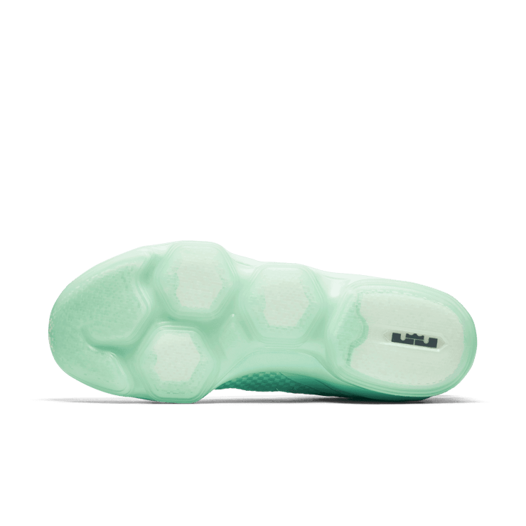 Nike LeBron 14 Low Mint Foam Angle 0