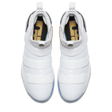 Nike LeBron Zoom Soldier 11 Court General Angle 1