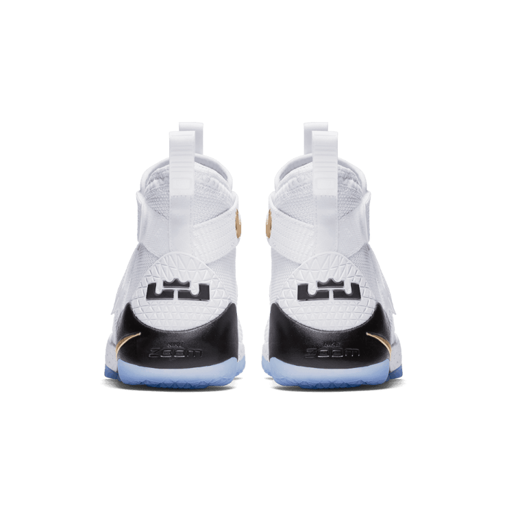 Nike LeBron Zoom Soldier 11 Court General Angle 3