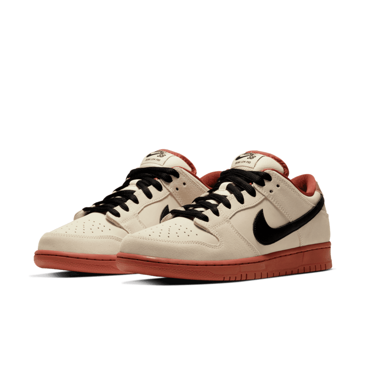 Nike SB Dunk Low Pro Hennessy Angle 2