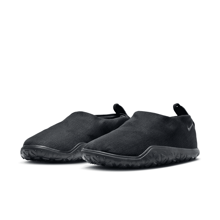 Nike ACG Air Moc Black Anthracite Angle 3