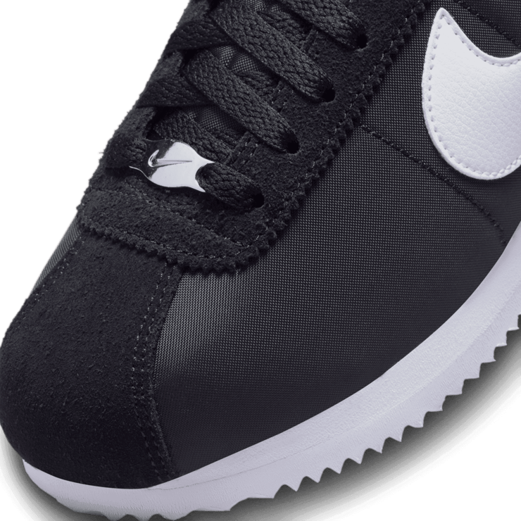 Nike Cortez Nylon Black White (W) Angle 4