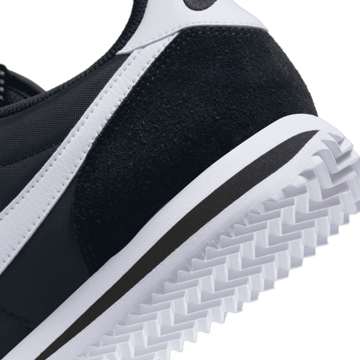 Nike Cortez Nylon Black White (W) Angle 5