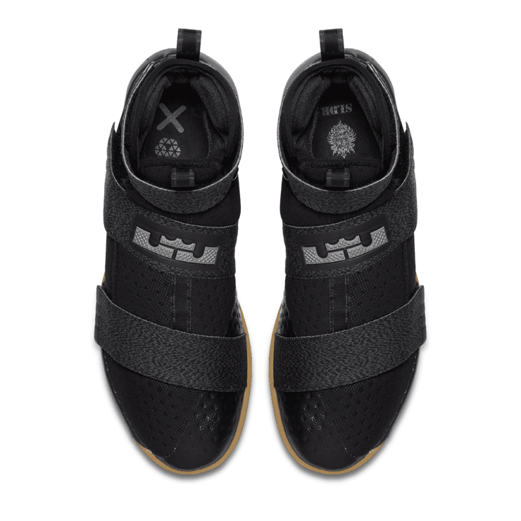 Nike LeBron Zoom Soldier 10 Flyease Black Gum Angle 1