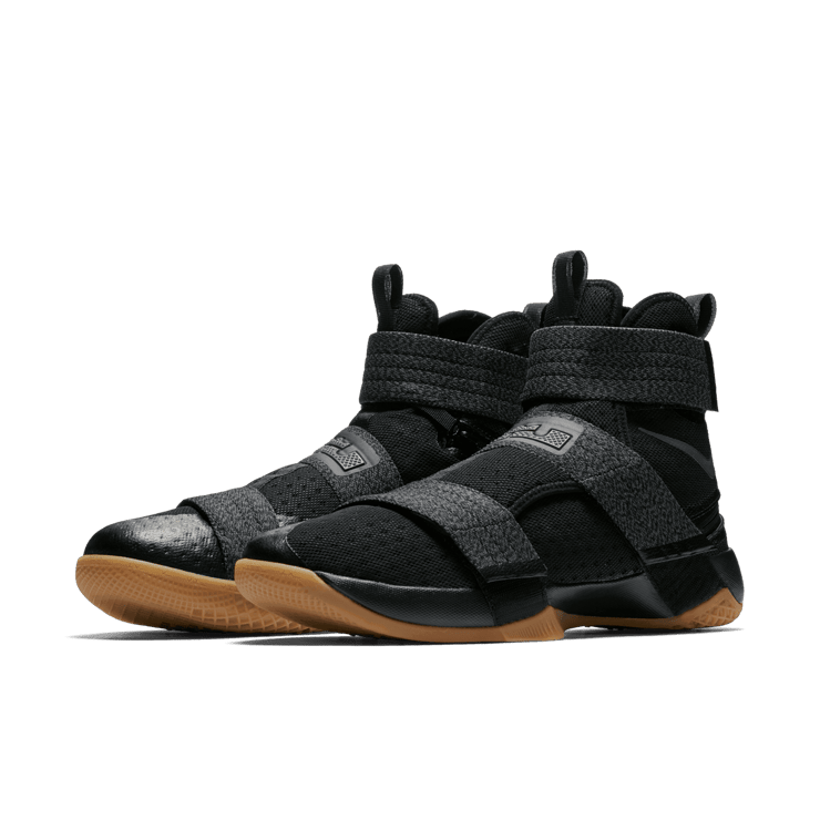 Nike LeBron Zoom Soldier 10 Flyease Black Gum Angle 2