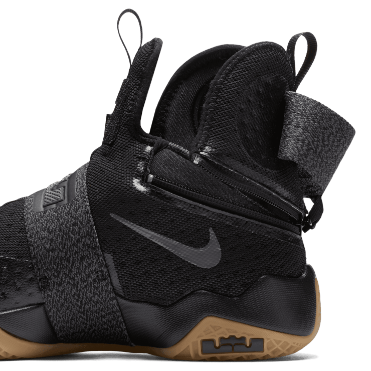 Nike LeBron Zoom Soldier 10 Flyease Black Gum Angle 4