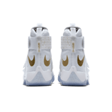 Nike LeBron Zoom Soldier 10 Gold Medal Angle 3