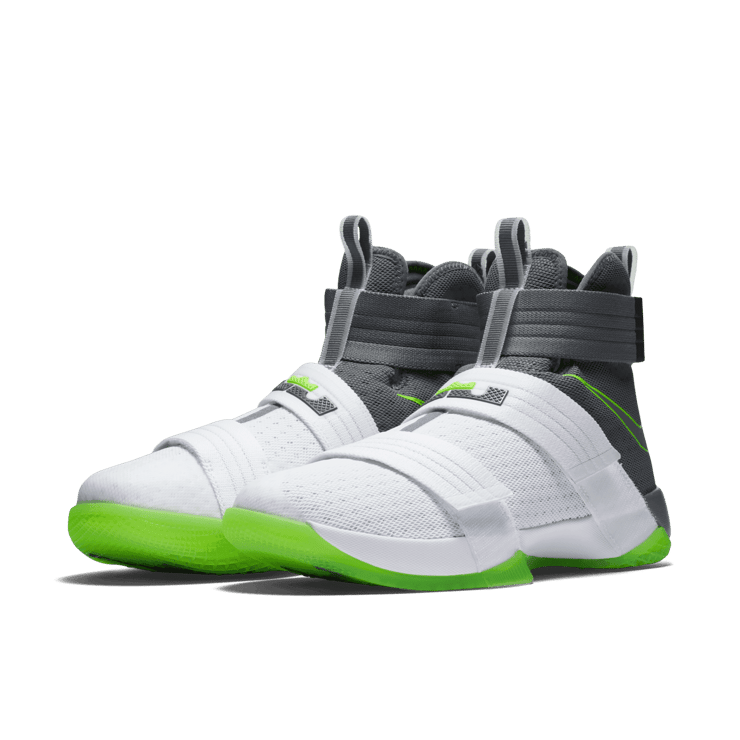 Nike LeBron Zoom Soldier 10 Dunkman Angle 2