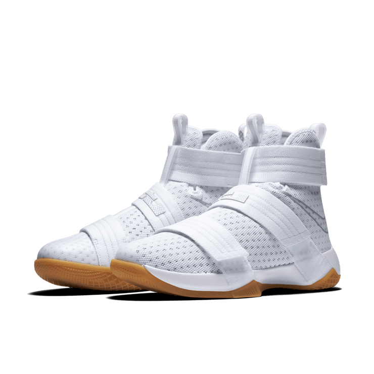 Nike LeBron Zoom Soldier 10 Strive For Greatness Angle 2