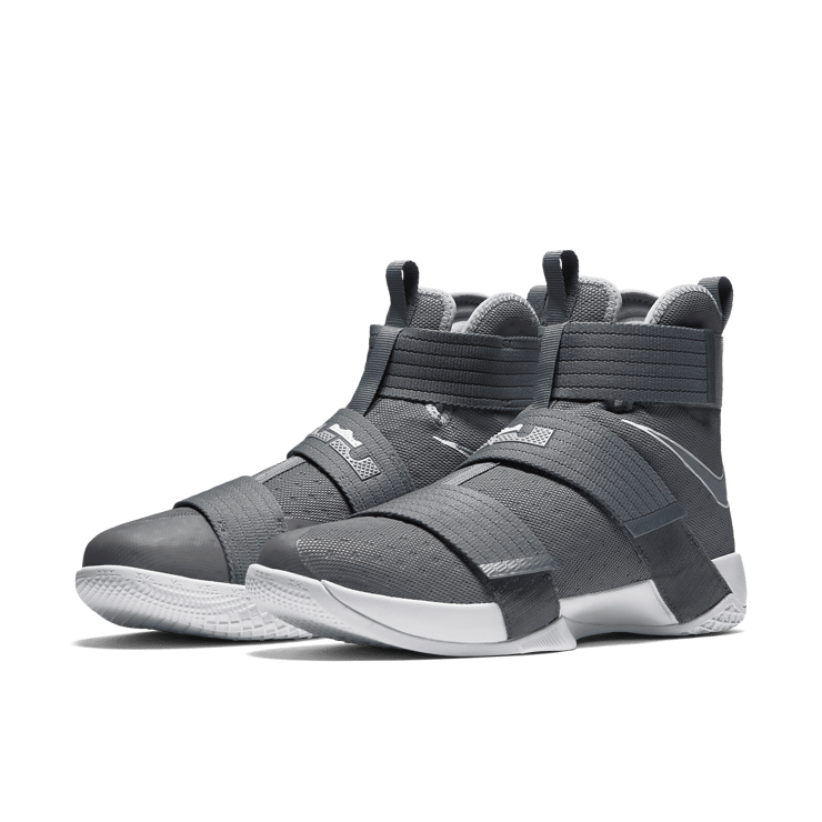 Nike LeBron Zoom Soldier 10 Cool Grey Angle 2