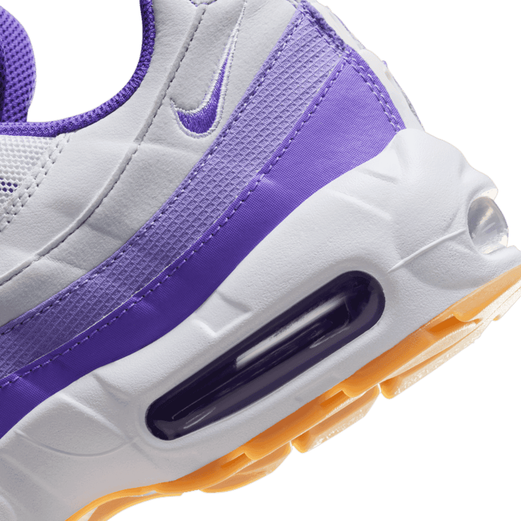 Nike Air Max 95 White Disco Purple Gum Angle 5