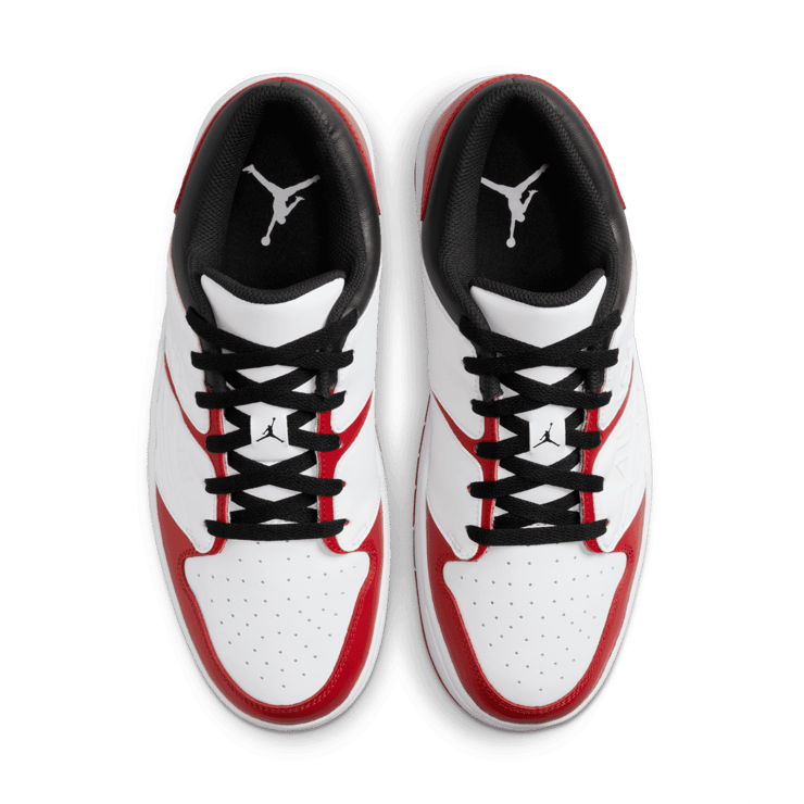 Air Jordan Nu Retro 1 Low Heritage Angle 1